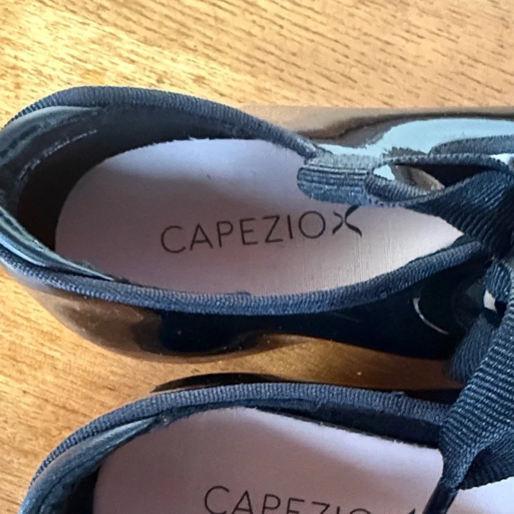 Capezio black tap